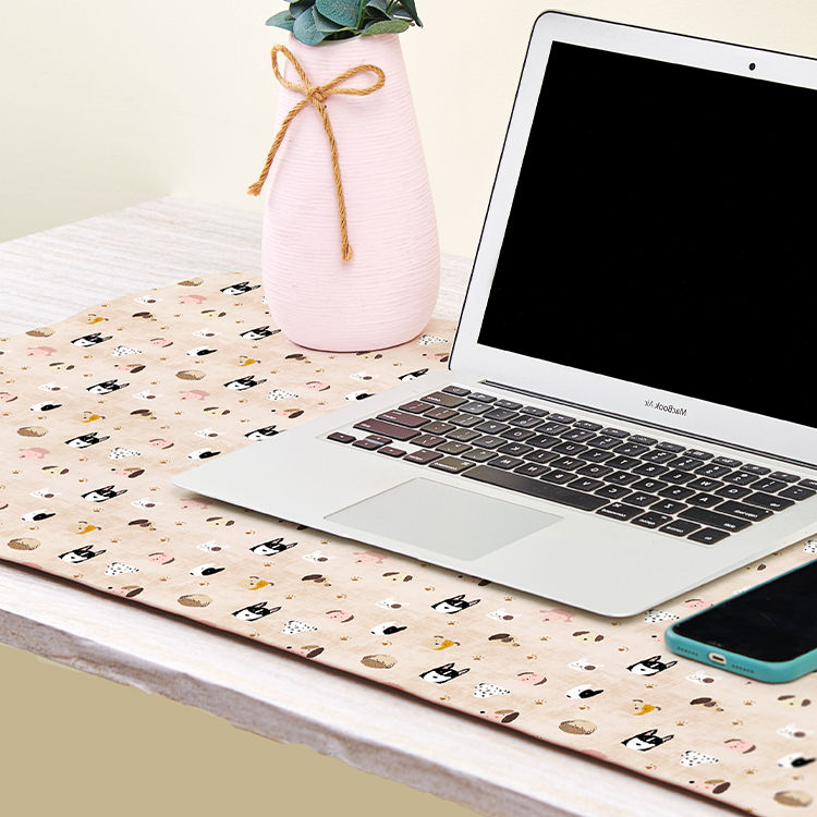 Desk mat gift idea for mom